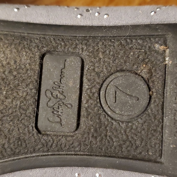 3/$15 sale Grey rhinestone flats - Picture 6 of 7